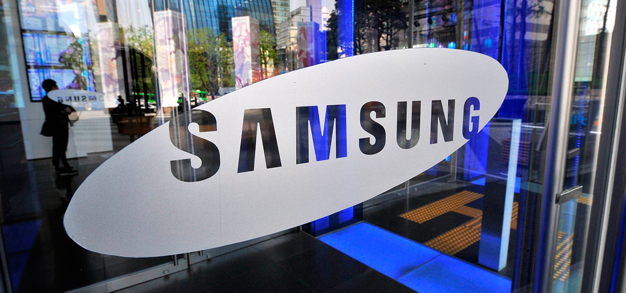 Кража технологий беспроводной зарядки для Galaxy, Samsung обвиняют в плагиате.